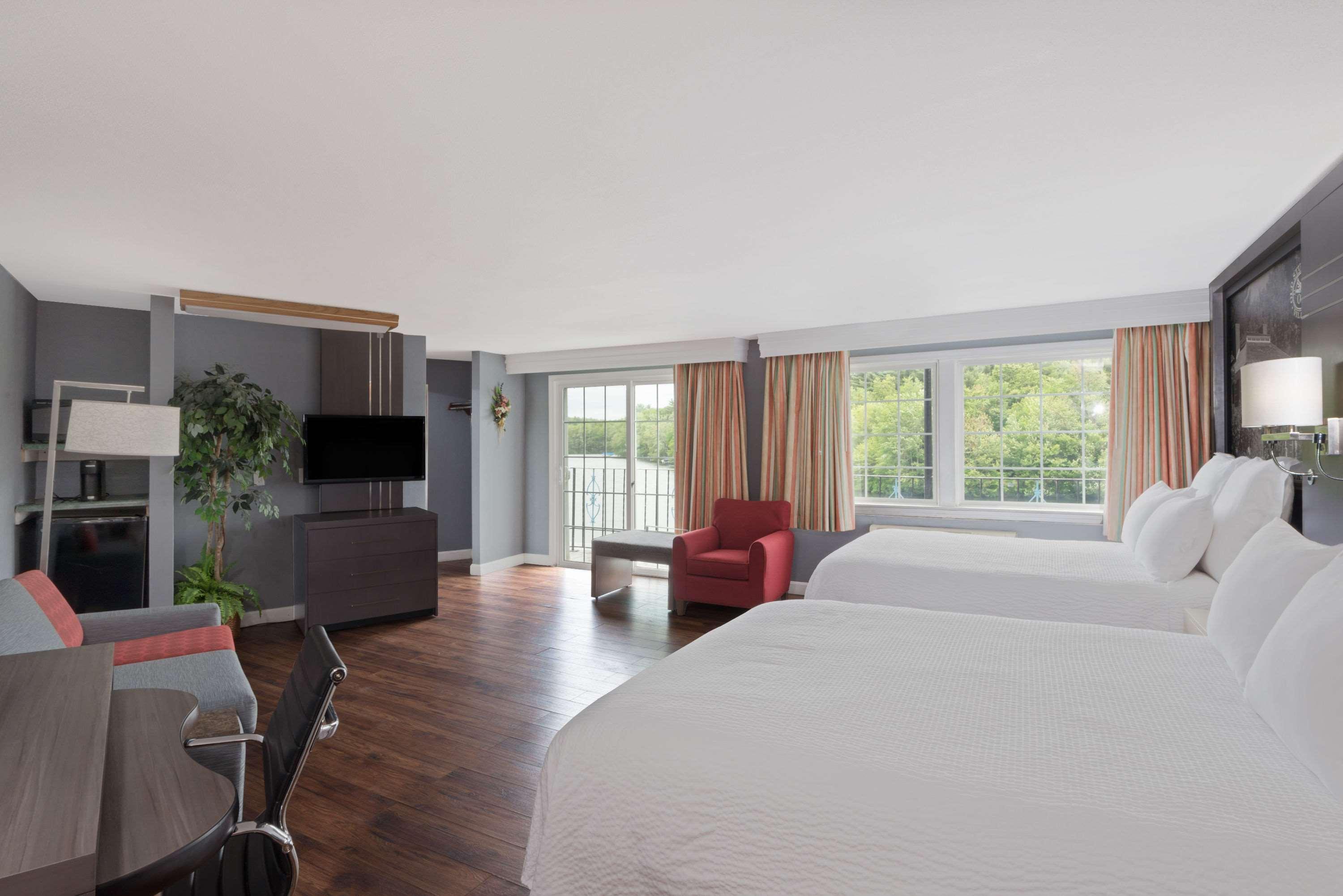 Super 8 By Wyndham Sturbridge Hotel Luaran gambar
