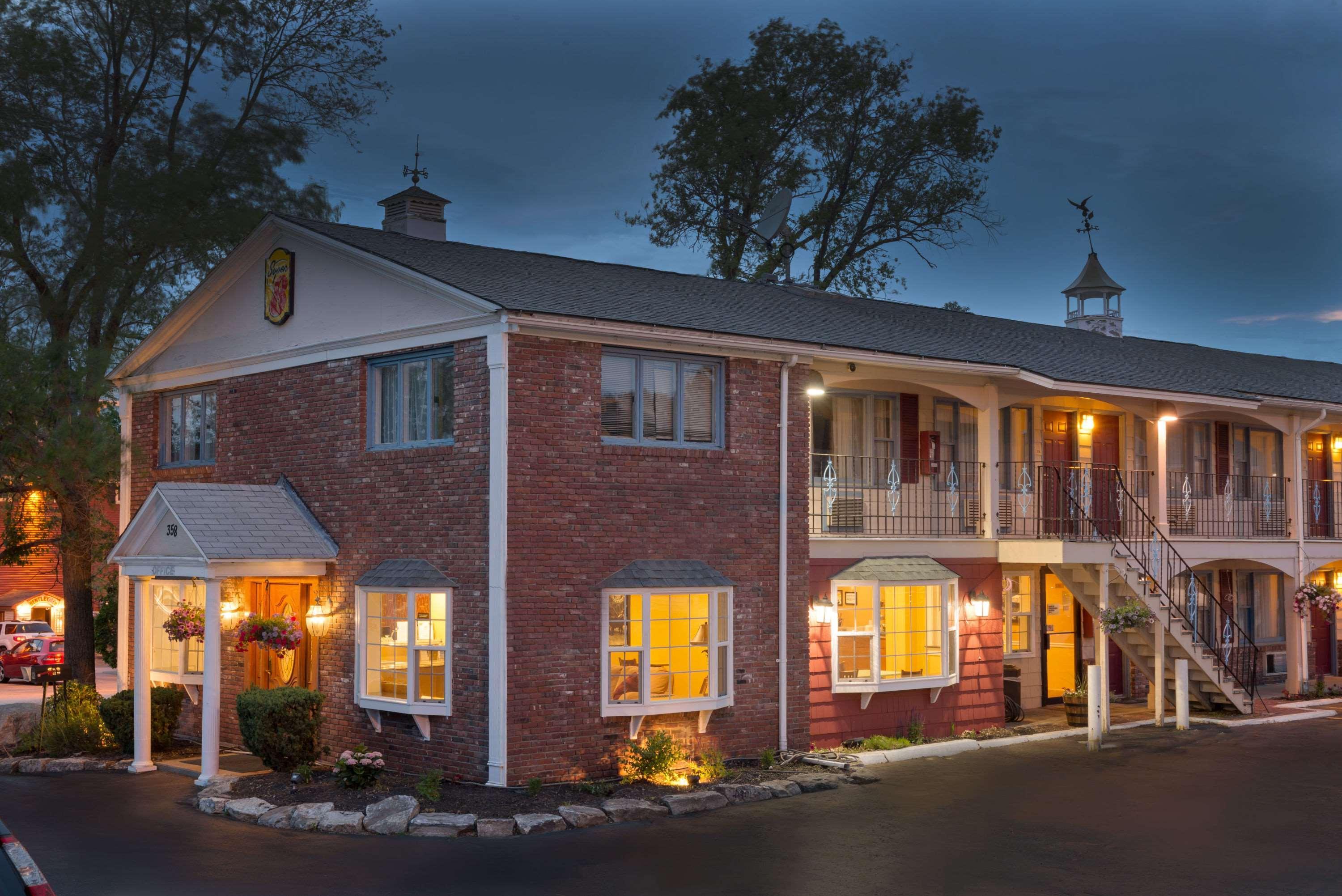 Super 8 By Wyndham Sturbridge Hotel Luaran gambar