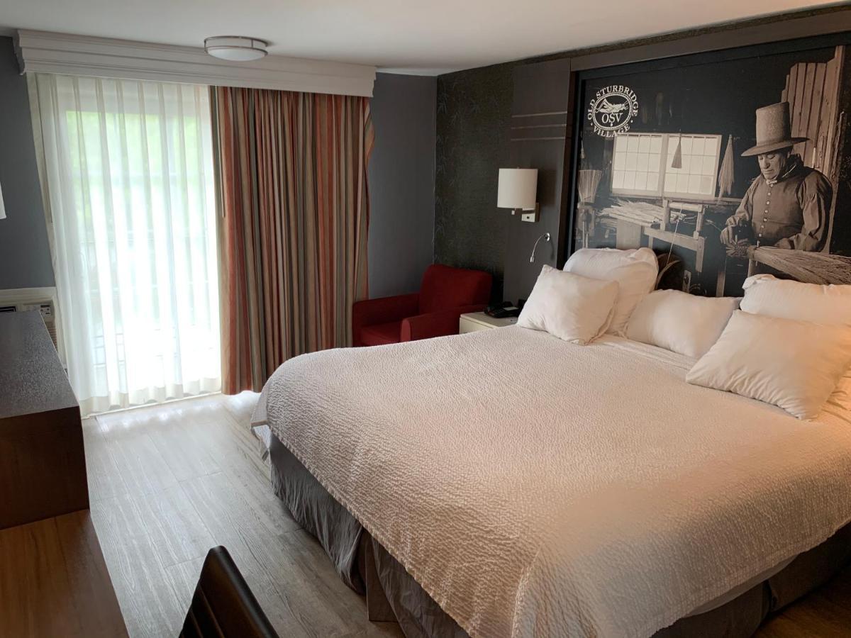Super 8 By Wyndham Sturbridge Hotel Luaran gambar